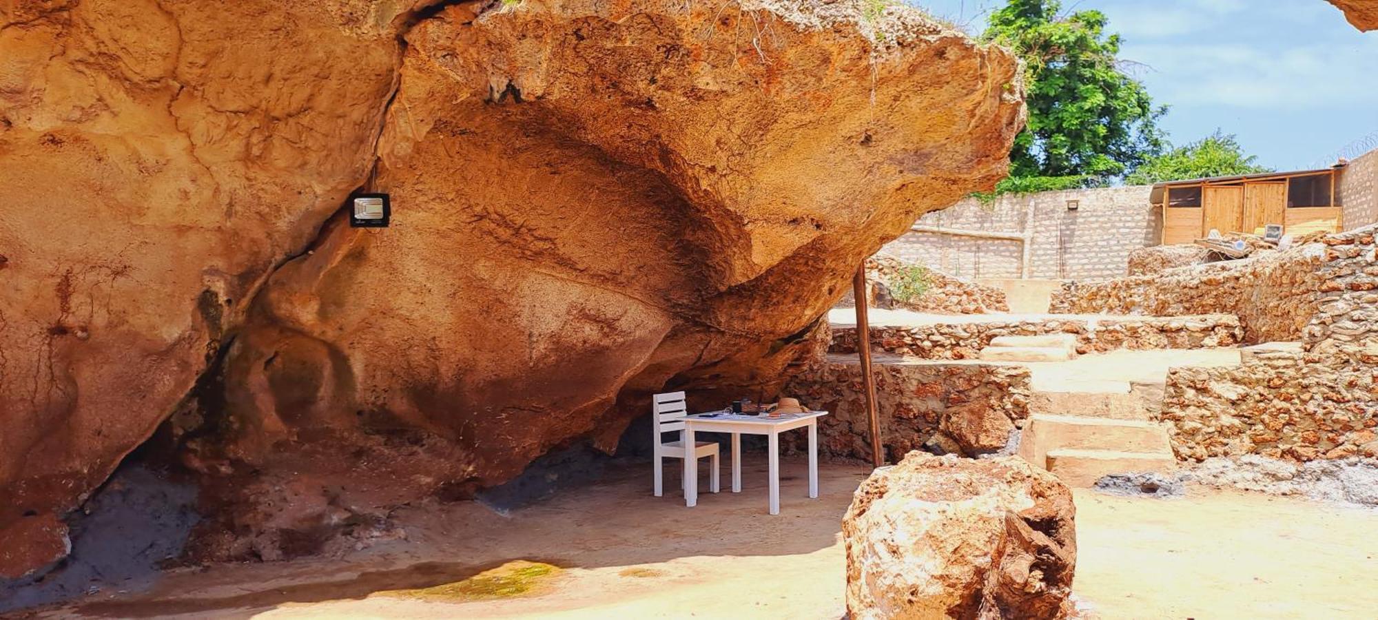 Cave Diani Holiday Apartments ディアニ・ビーチ エクステリア 写真