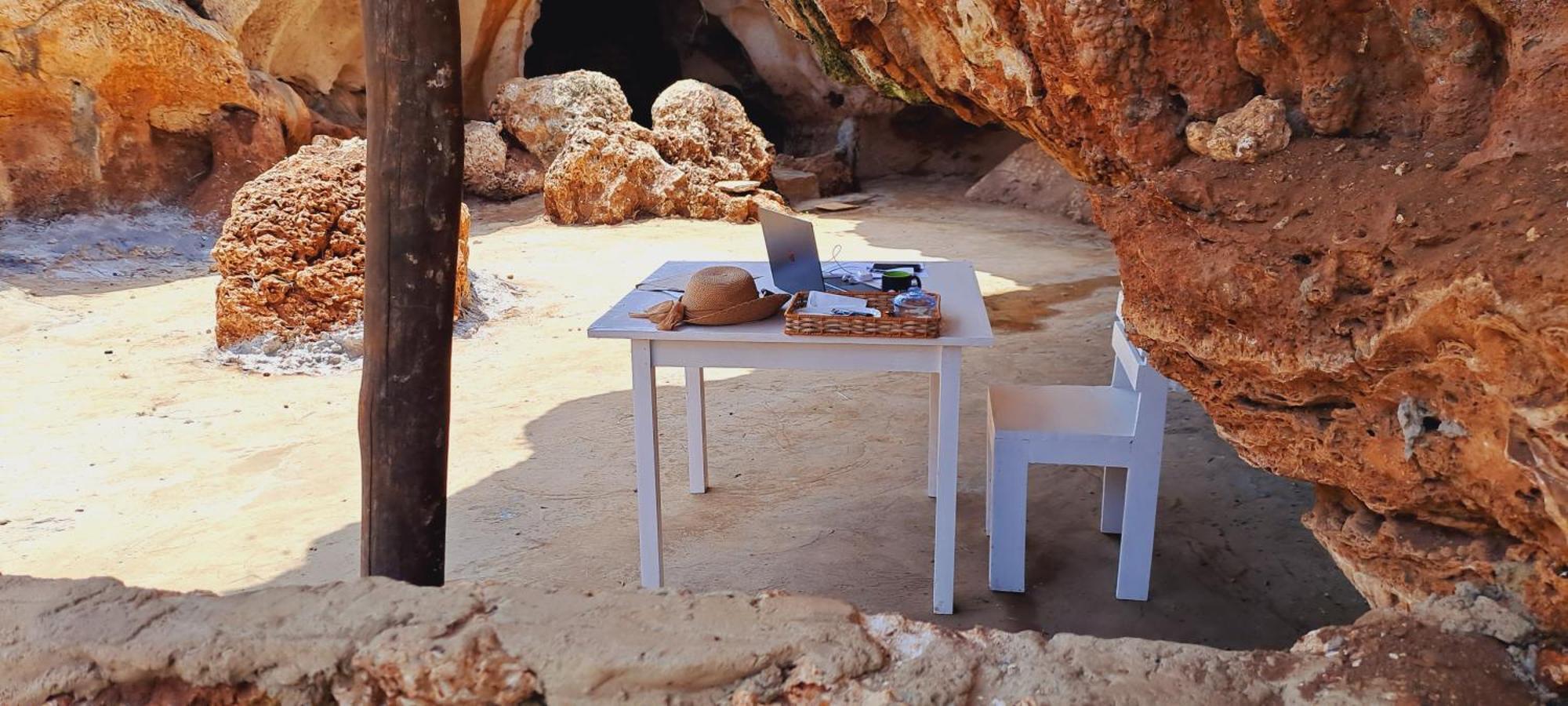 Cave Diani Holiday Apartments ディアニ・ビーチ エクステリア 写真
