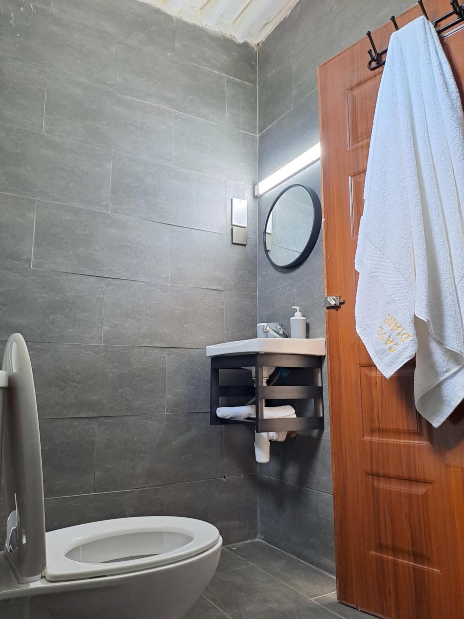 Cave Diani Holiday Apartments ディアニ・ビーチ エクステリア 写真
